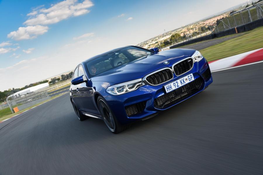  BMW M5 (F90) 2018 года  (ZA) (фото 7 из 40)